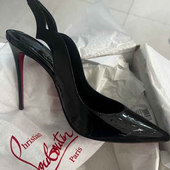 Christian louboutain - Picture 2 of 6